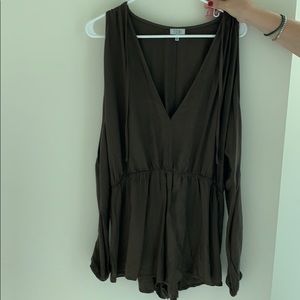 Open sleeve green romper from Tobi